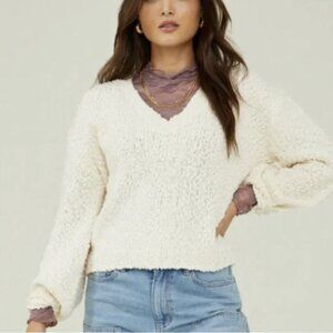 Altar’d State Sydney Cream Popcorn Pullover Oversized Knit V-Neck Size Large